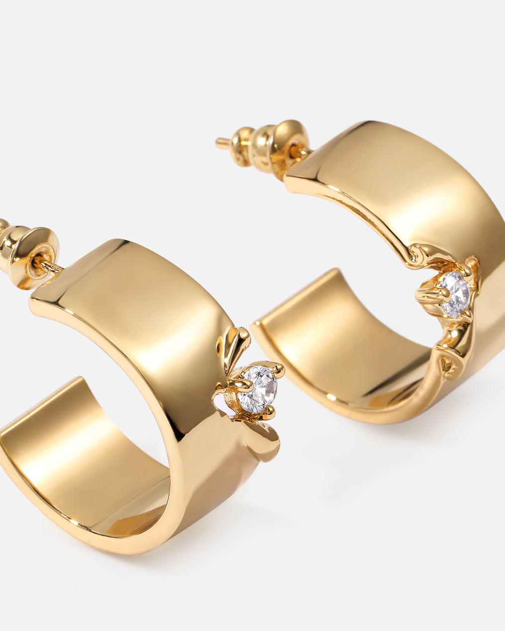 Intrigue Regal Small Hoop Earrings