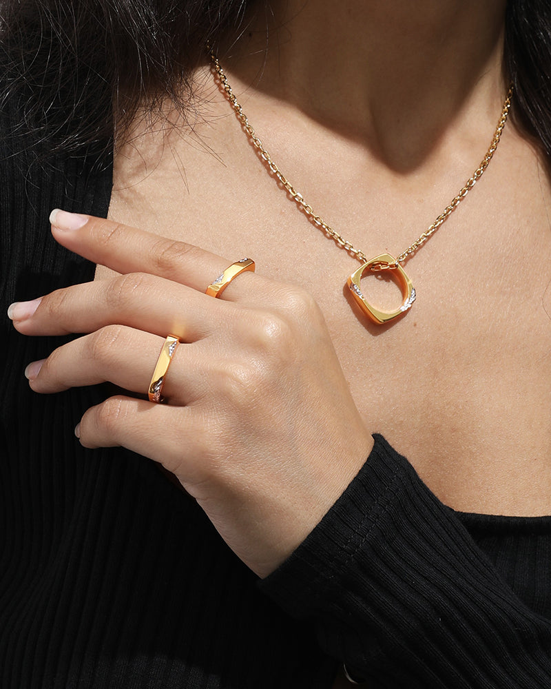 Eroded Square Stackable Ring*18k Gold & Rhodium Plated - Basique